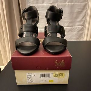 Sofft heels! So comfy!